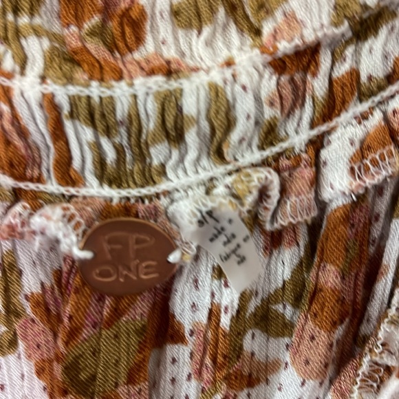 Free People knit top size S - Picture 4 of 4